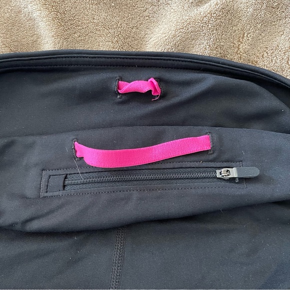 Under Armour Leggings - Picture 3 of 6